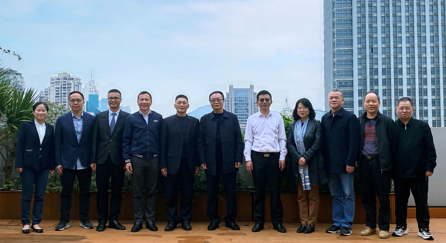 E:\lys\工作\綜合部\公司重大活動(dòng)、新聞\2023.02.14 福建省、廈門市、龍巖市造價(jià)站領(lǐng)導(dǎo)蒞臨指導(dǎo)\新建文件夾\513ce664c1f63e2801a5a570ace782b - 副本 (2).jpg